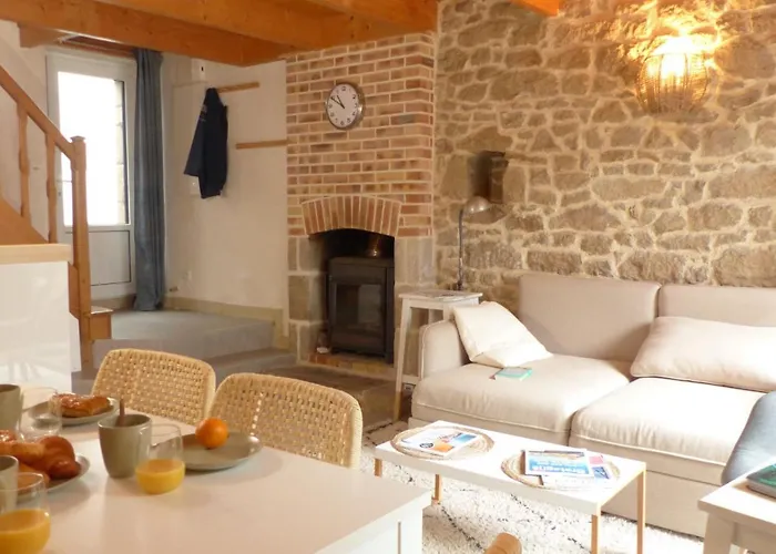 Douillette Maison De Ville A Carnac
