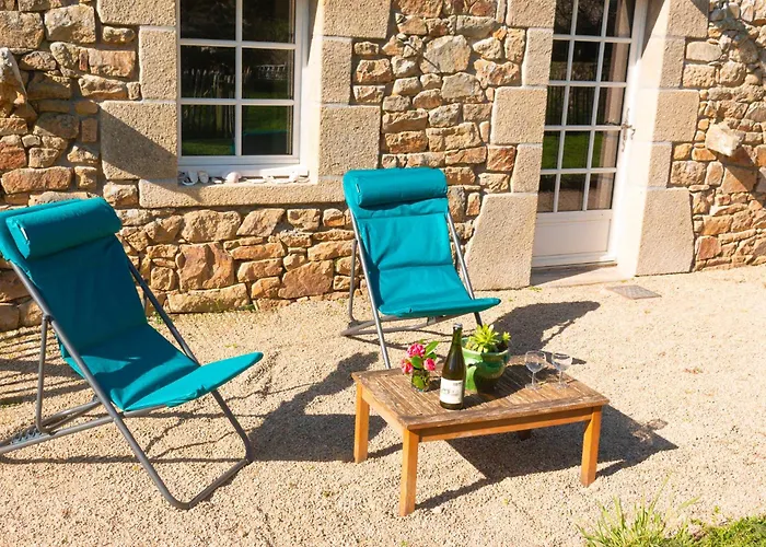 Carnac: Maison Chaleureuse, Calme Proche Plages